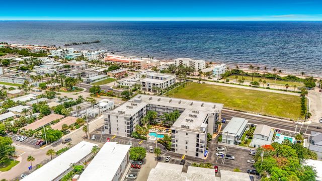 4117 Bougainvilla Drive 207, Lauderdale-By-The-Sea # 207, Lauderdale By The Sea, FL 33308