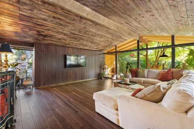 5151 N Van Ness Boulevard, Fresno, CA 93711