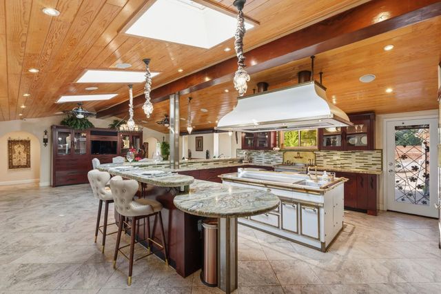 5151 N Van Ness Boulevard, Fresno, CA 93711