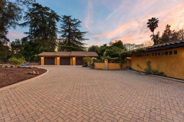 5151 N Van Ness Boulevard, Fresno, CA 93711