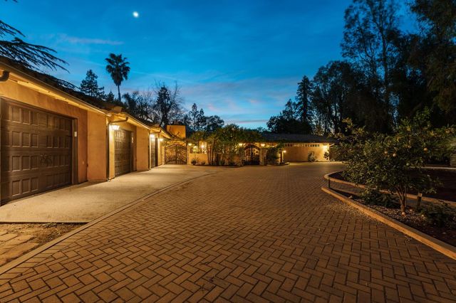 5151 N Van Ness Boulevard, Fresno, CA 93711