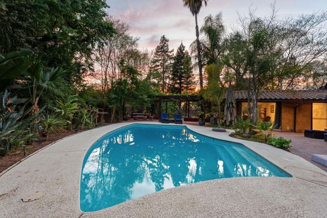 5151 N Van Ness Boulevard, Fresno, CA 93711