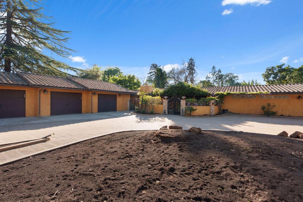 Image 14 of property listing at 5151 N Van Ness Boulevard, Fresno, CA 93711