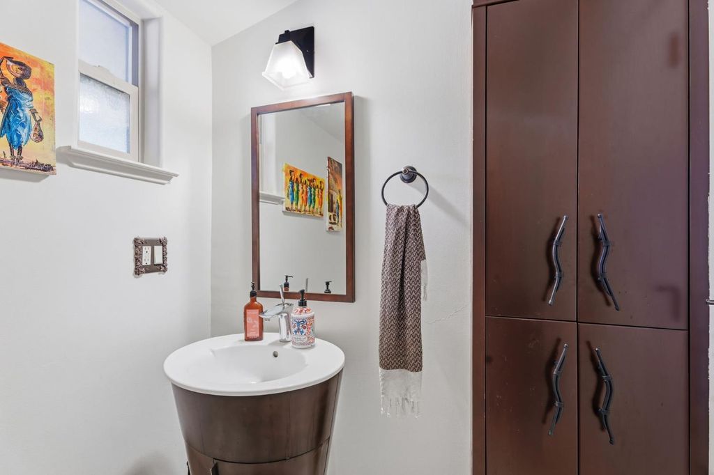 Image 20 of property listing at 5151 N Van Ness Boulevard, Fresno, CA 93711