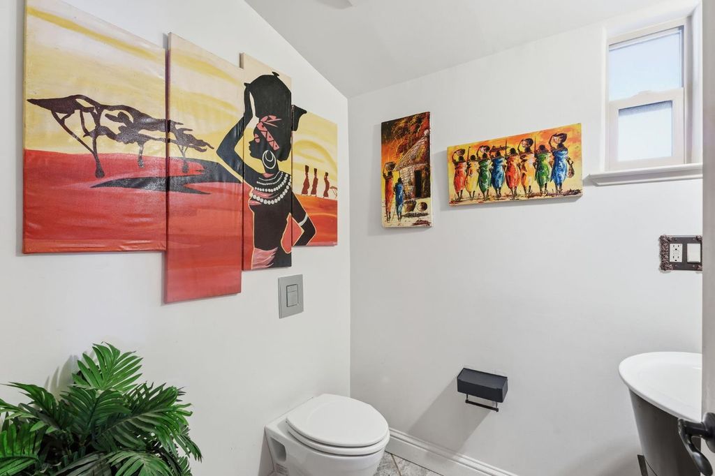 Image 21 of property listing at 5151 N Van Ness Boulevard, Fresno, CA 93711