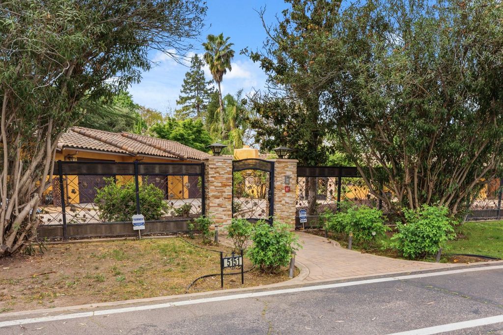 Image 3 of property listing at 5151 N Van Ness Boulevard, Fresno, CA 93711