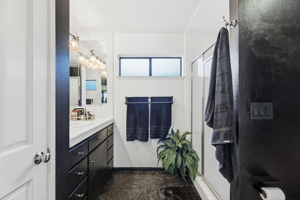 Image 59 of property listing at 5151 N Van Ness Boulevard, Fresno, CA 93711