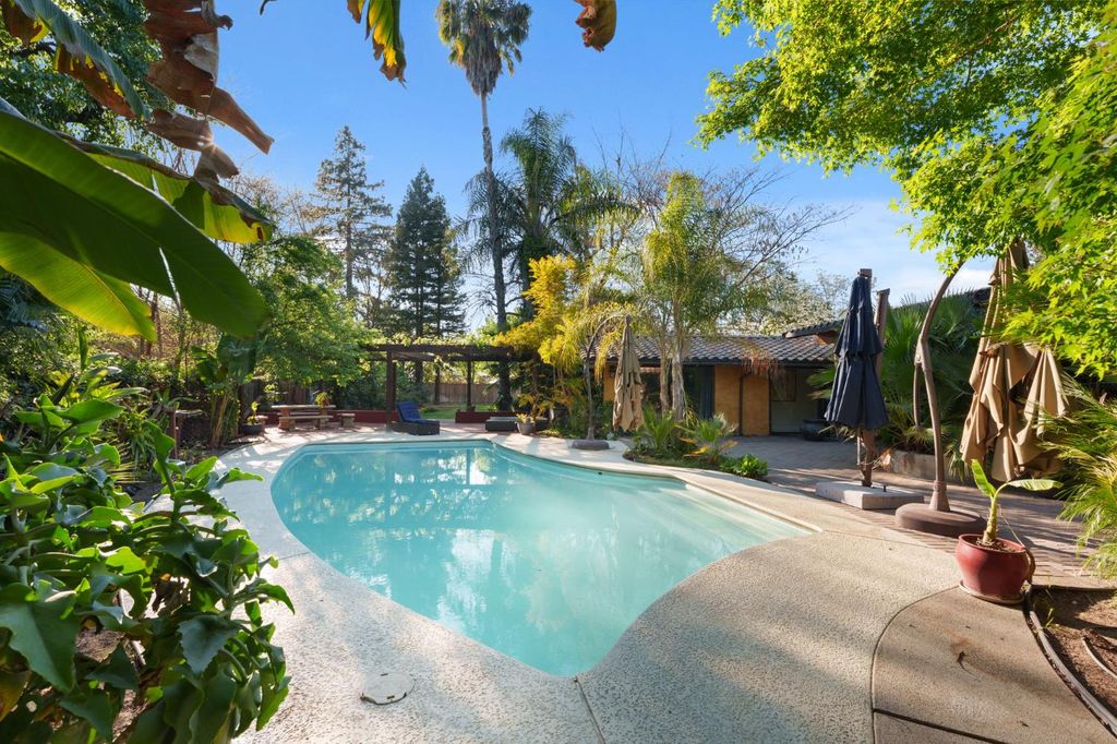 Image 60 of property listing at 5151 N Van Ness Boulevard, Fresno, CA 93711