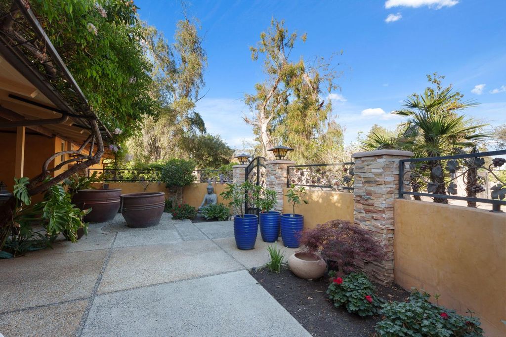 Image 7 of property listing at 5151 N Van Ness Boulevard, Fresno, CA 93711