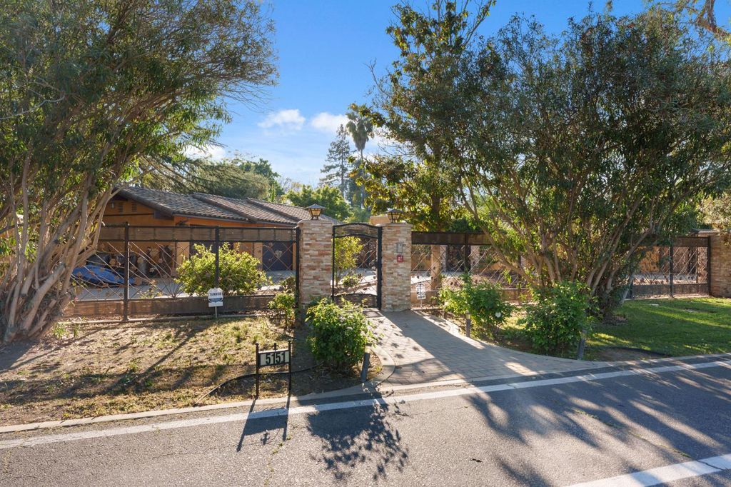 Image 8 of property listing at 5151 N Van Ness Boulevard, Fresno, CA 93711