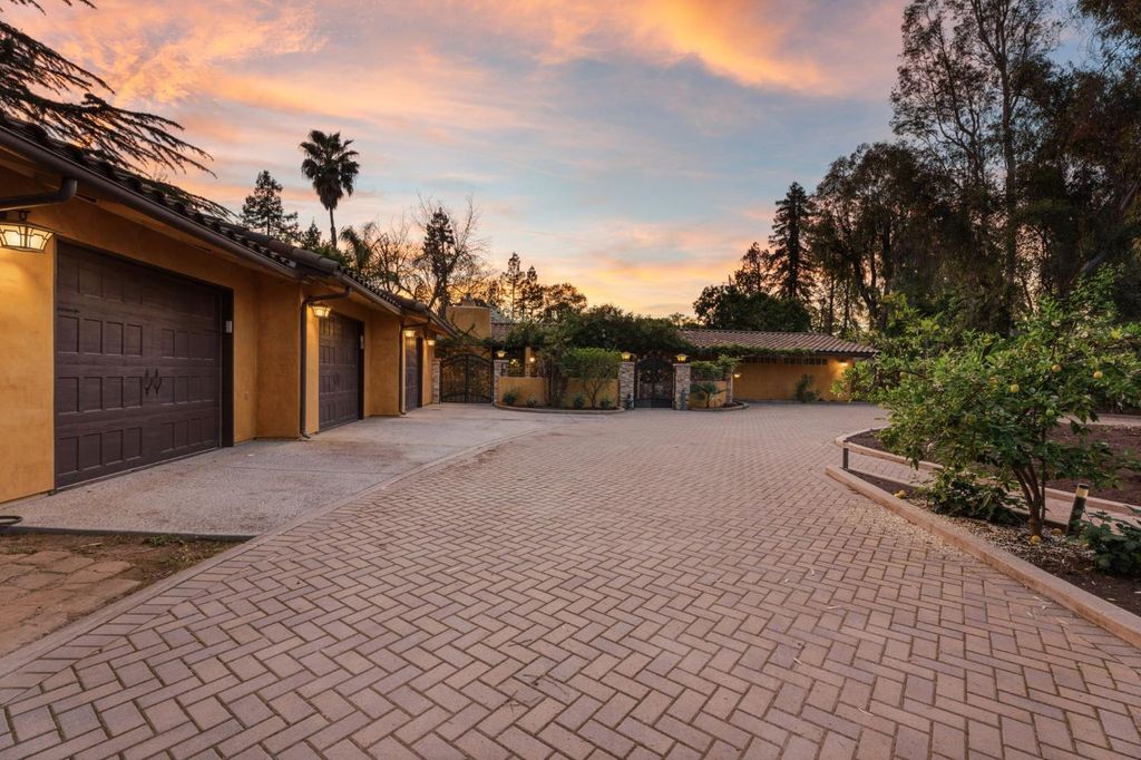 Image 82 of property listing at 5151 N Van Ness Boulevard, Fresno, CA 93711