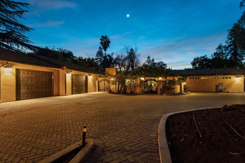 Image 84 of property listing at 5151 N Van Ness Boulevard, Fresno, CA 93711