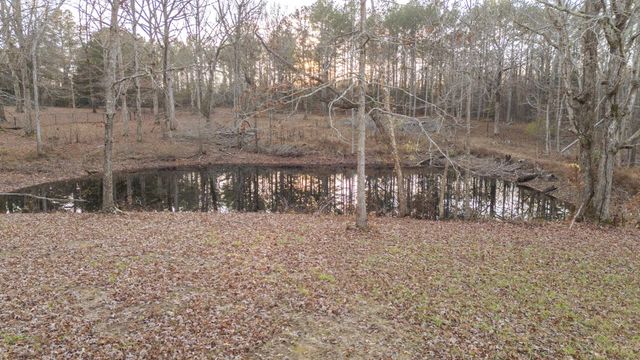 390 WOODS RD, Adamsville, TN 38310