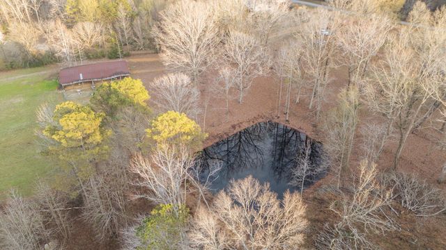 390 WOODS RD, Adamsville, TN 38310