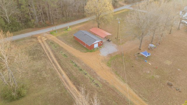 390 WOODS RD, Adamsville, TN 38310