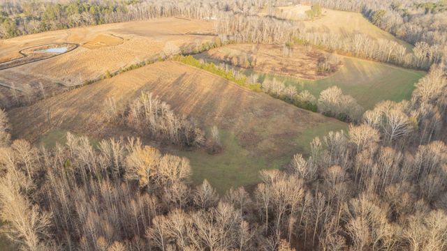 390 WOODS RD, Adamsville, TN 38310