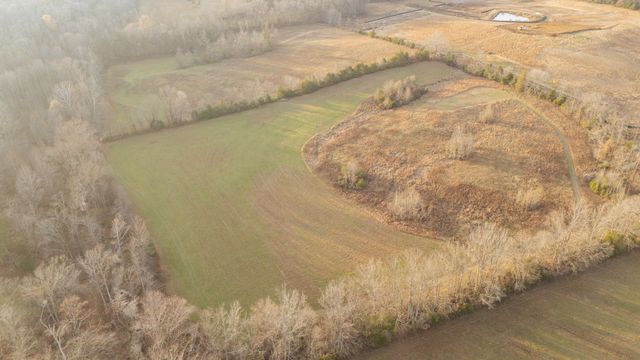 390 WOODS RD, Adamsville, TN 38310