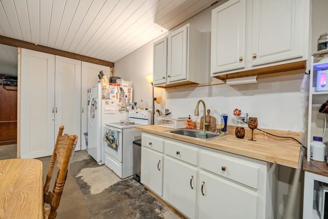 390 WOODS RD, Adamsville, TN 38310