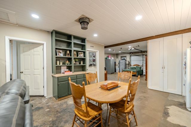 390 WOODS RD, Adamsville, TN 38310