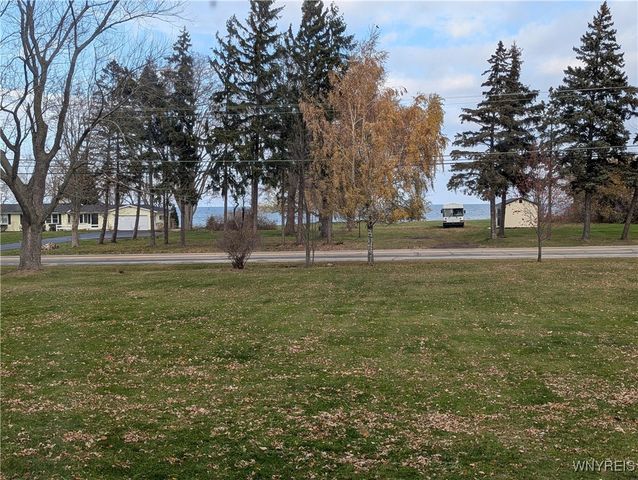 2000 Maple Road, Wilson, NY 14172