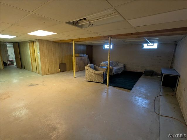 2000 Maple Road, Wilson, NY 14172