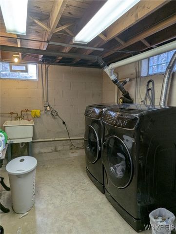 2000 Maple Road, Wilson, NY 14172