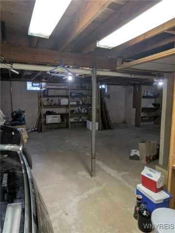 2000 Maple Road, Wilson, NY 14172