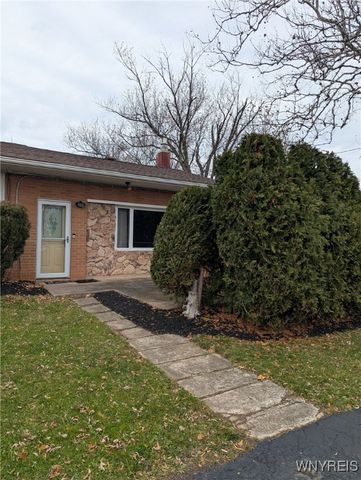 2000 Maple Road, Wilson, NY 14172