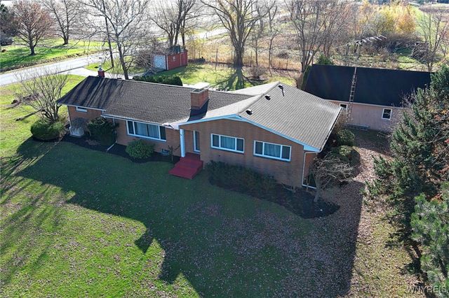 2000 Maple Road, Wilson, NY 14172