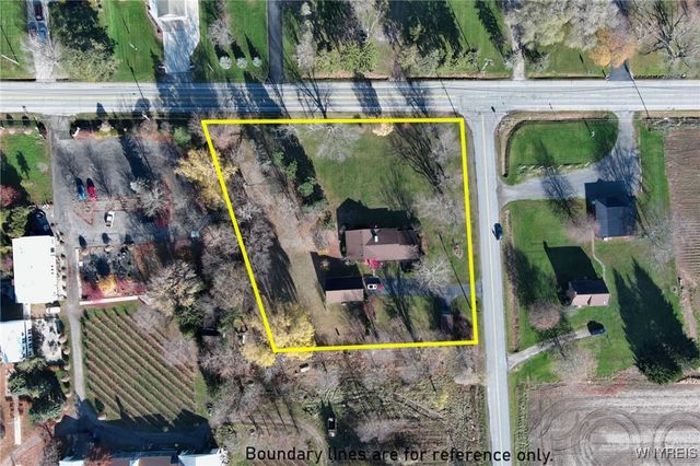 2000 Maple Road, Wilson, NY 14172