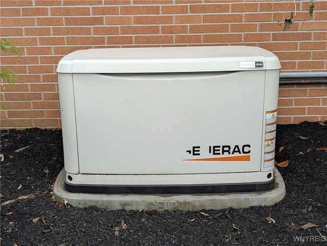 2000 Maple Road, Wilson, NY 14172