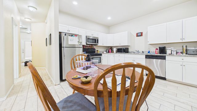 9801 Uvalde Avenue, Lubbock, TX 79423