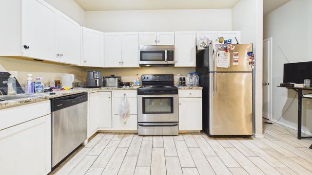 9801 Uvalde Avenue, Lubbock, TX 79423
