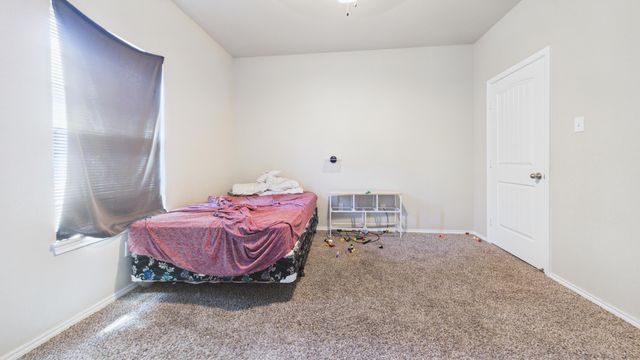 9801 Uvalde Avenue, Lubbock, TX 79423