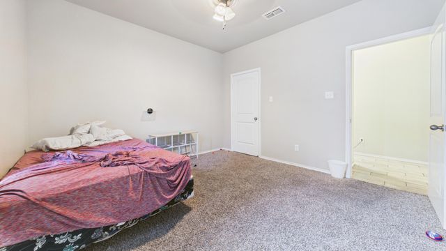 9801 Uvalde Avenue, Lubbock, TX 79423