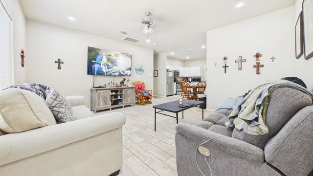 9801 Uvalde Avenue, Lubbock, TX 79423