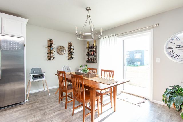 7912 Cottonwood Boulevard, Horace, ND 58047