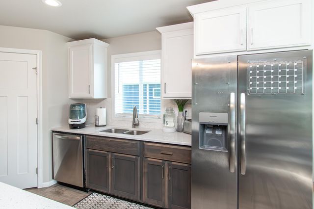 7912 Cottonwood Boulevard, Horace, ND 58047