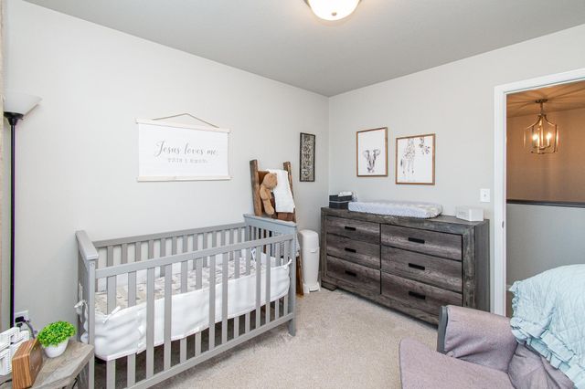 7912 Cottonwood Boulevard, Horace, ND 58047