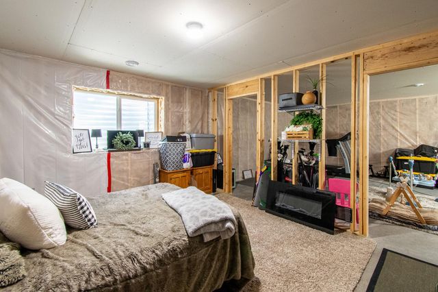 7912 Cottonwood Boulevard, Horace, ND 58047