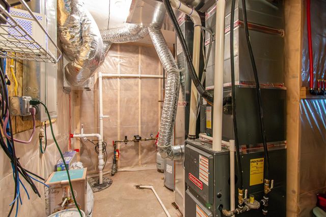 7912 Cottonwood Boulevard, Horace, ND 58047