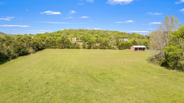 15495 Cainsville Rd, Milton, TN 37118
