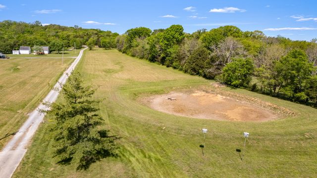 15495 Cainsville Rd, Milton, TN 37118