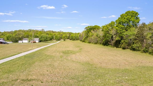 15495 Cainsville Rd, Milton, TN 37118