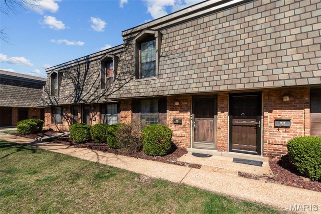 1841 Mansard Drive, Mehlville, MO 63125