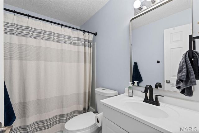 1841 Mansard Drive, Mehlville, MO 63125