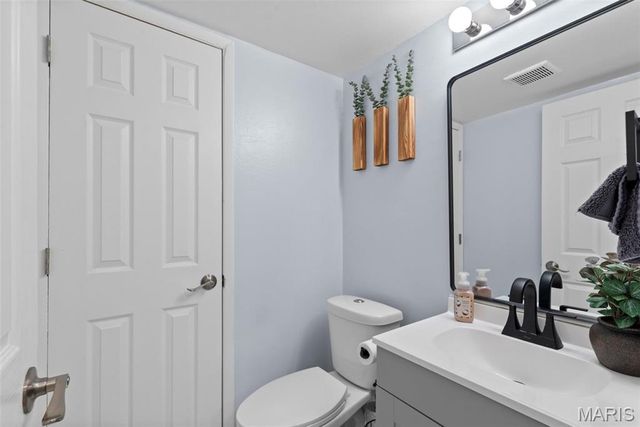 1841 Mansard Drive, Mehlville, MO 63125