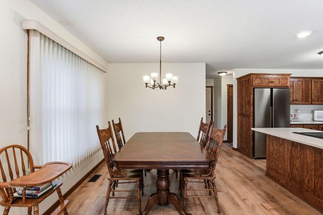 201 Montana Avenue, Big Lake, MN 55309