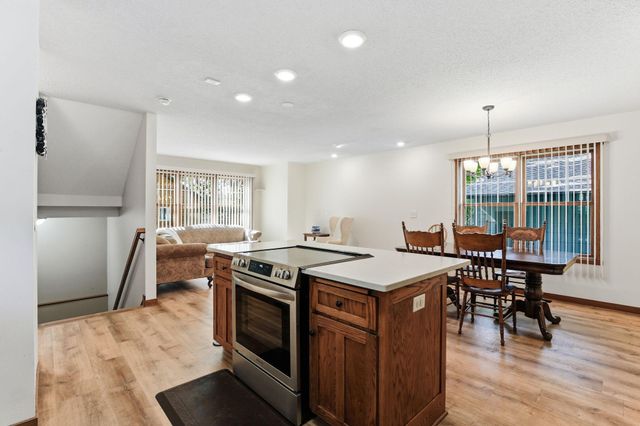 201 Montana Avenue, Big Lake, MN 55309