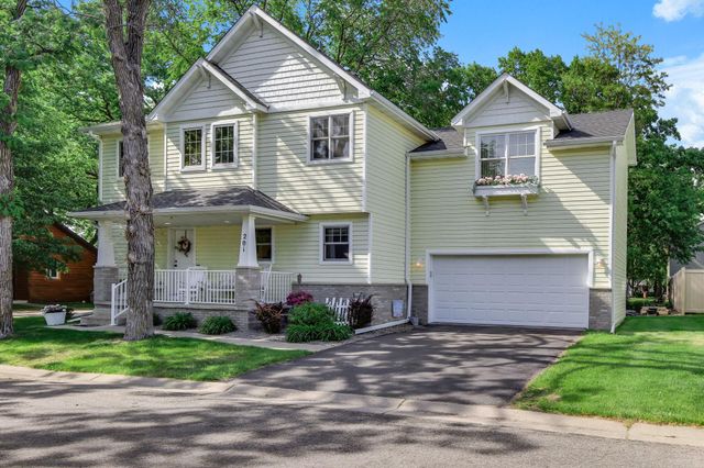 201 Montana Avenue, Big Lake, MN 55309